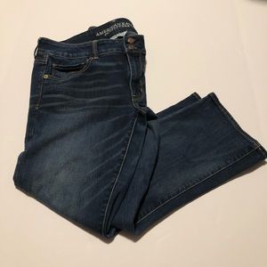 Women’s AE  super stretch Artist Crop Jeans